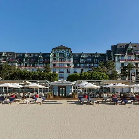 Hotel Barrière L'hermitage 5*