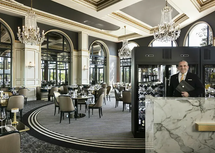 Barriere L'hermitage Hotell