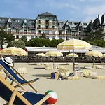 Ξενοδοχείο Barriere L'hermitage 5*