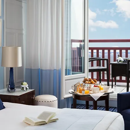 Barriere L'hermitage ホテル 5*