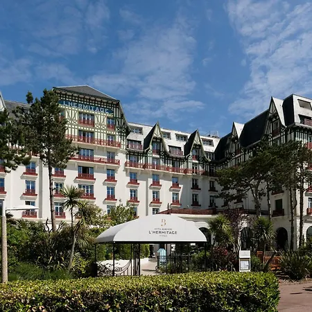 Barriere L'hermitage 5*