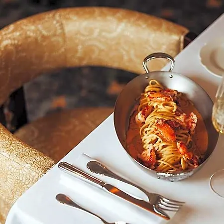 Otel Barriere L'hermitage