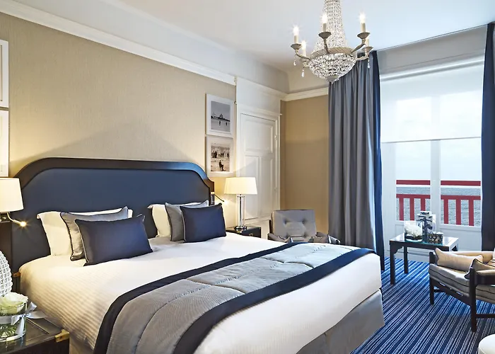 Barriere L'hermitage Hotel 5*