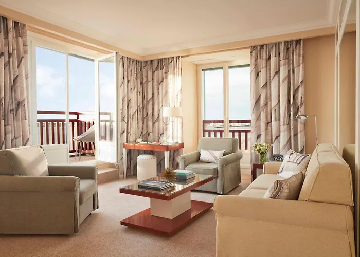 Ξενοδοχείο Barriere L'hermitage 5*