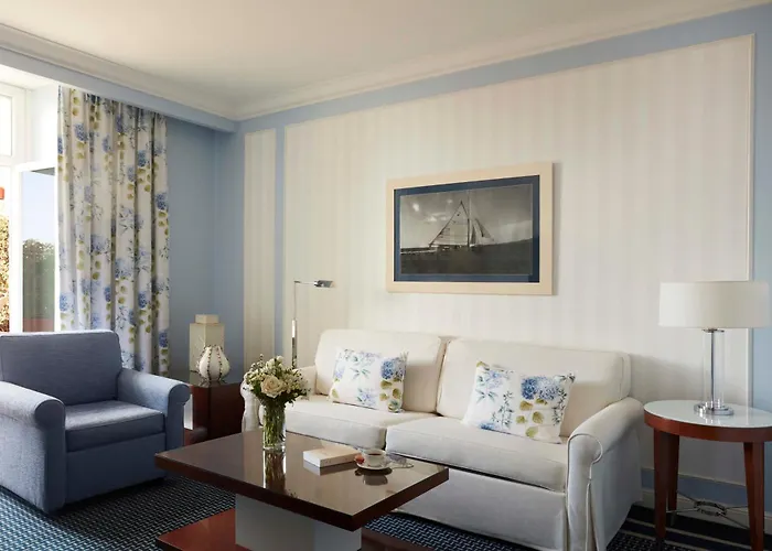 Barriere L'hermitage 5*