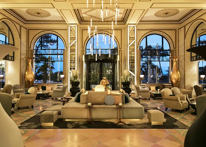 Barriere L'hermitage 5*